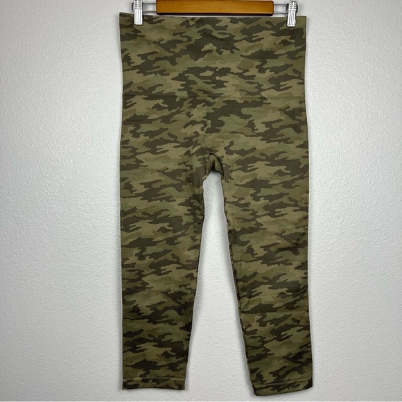 EUC Spanx Look at Me Now Leggings - 2X - Picture 1 of 3